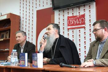 Книгу, що спонукає до читання Біблії  представив у Львові Владика Венедикт (Алексійчук)